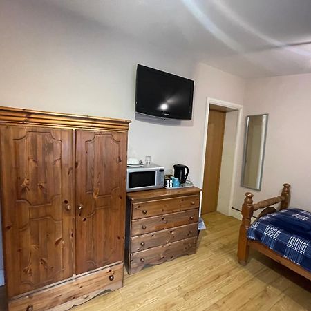 Abbey Guest House Milton Keynes Esterno foto