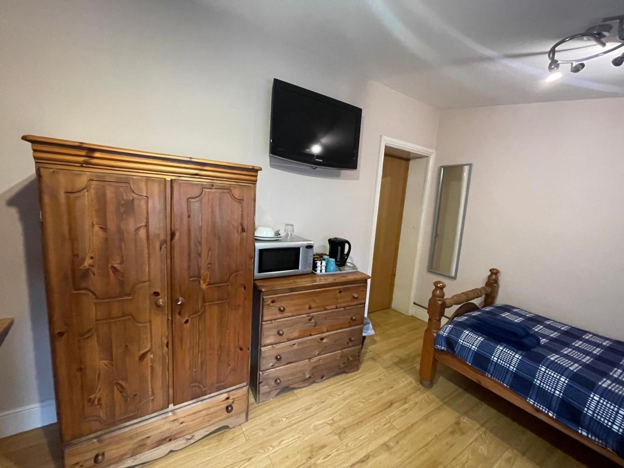 Abbey Guest House Milton Keynes Esterno foto