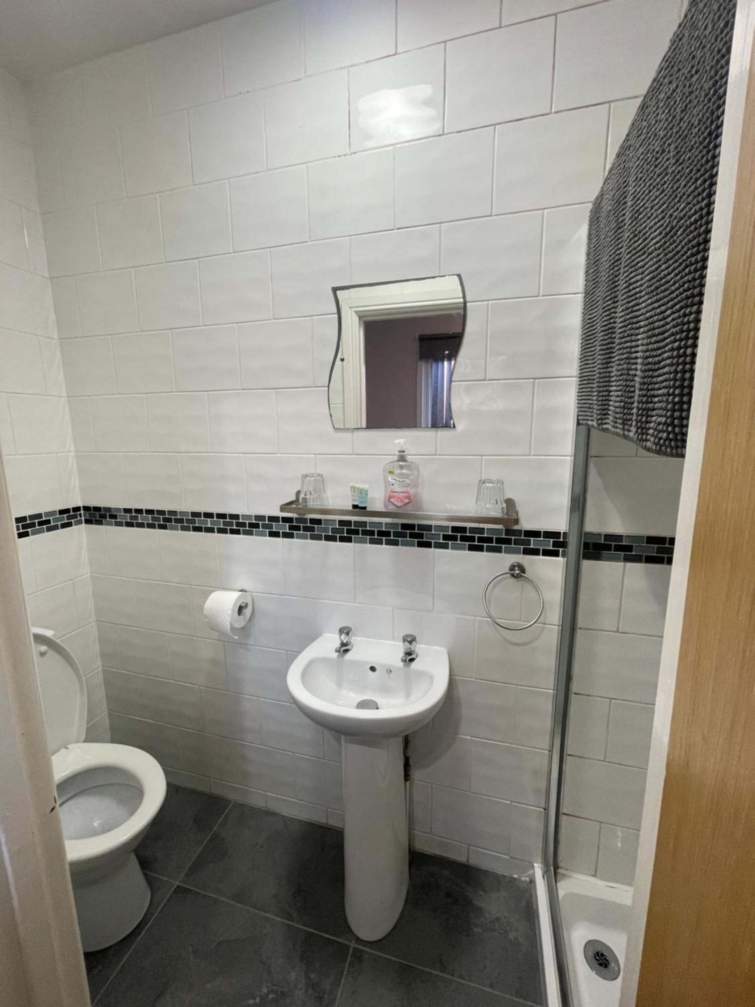 Abbey Guest House Milton Keynes Esterno foto