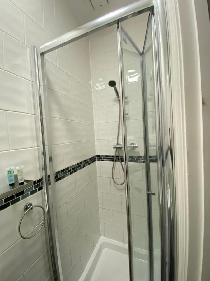 Abbey Guest House Milton Keynes Esterno foto